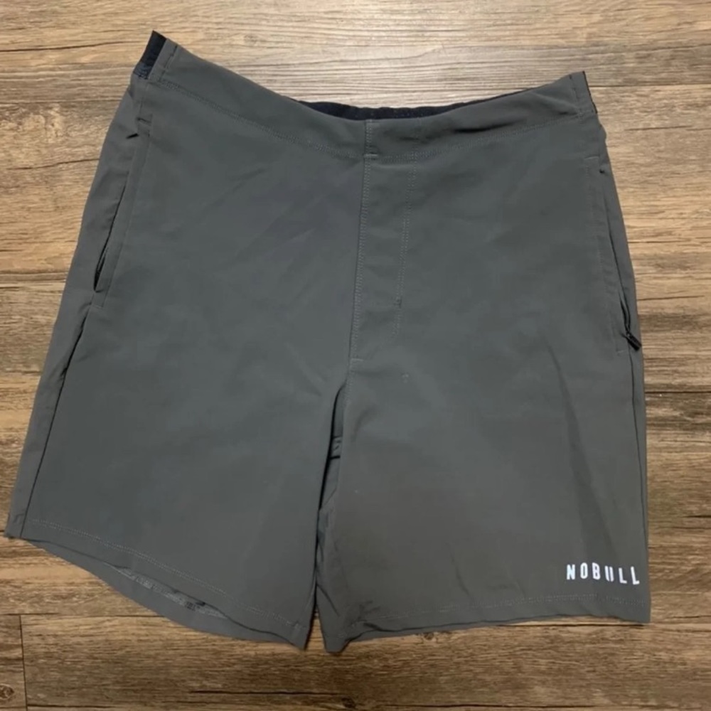 NOBULL MEN'S LIGHTWEIGHT SHORT 8.5"